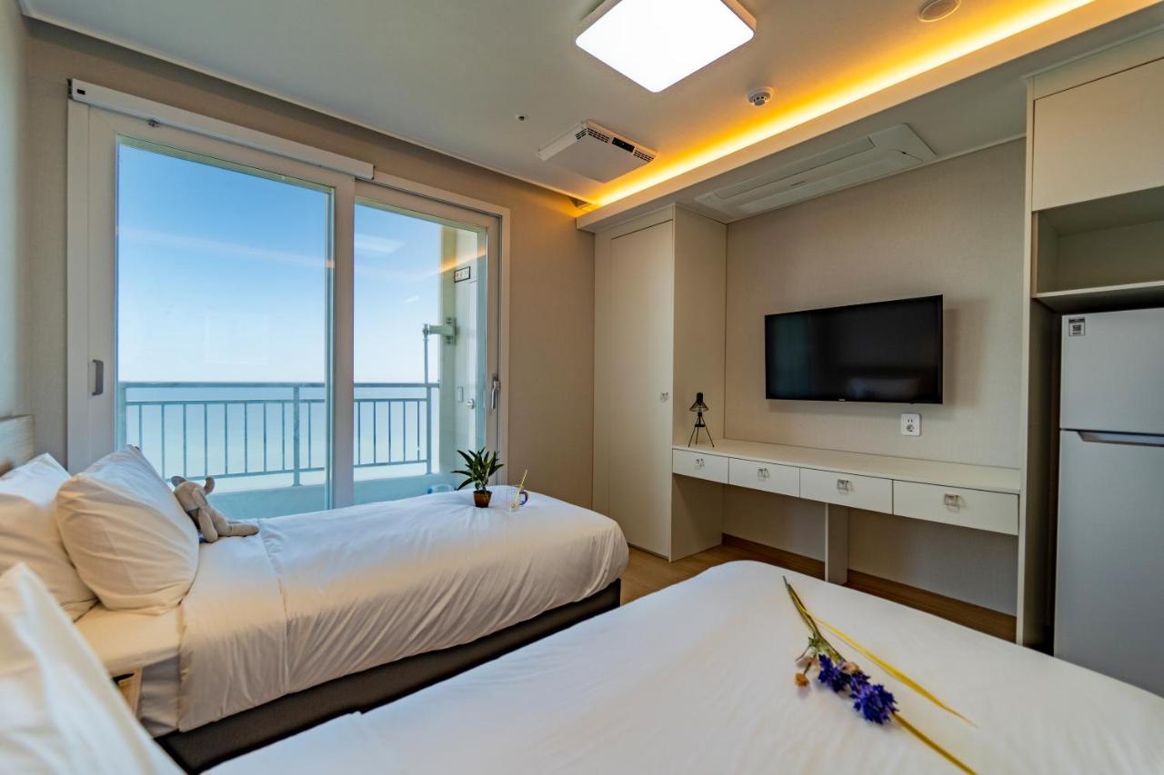 Hotel Gangneung Pineart Label Exterior foto