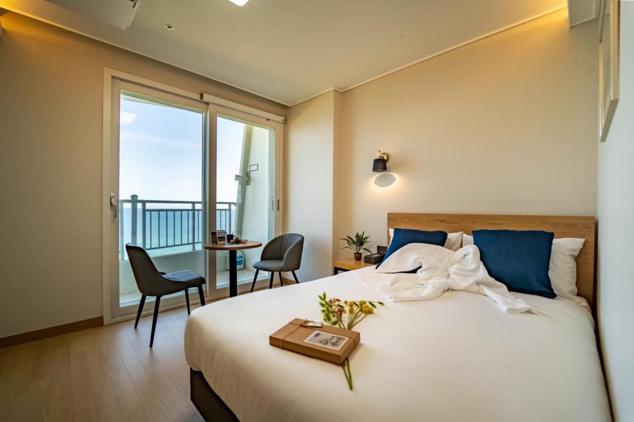Hotel Gangneung Pineart Label Exterior foto