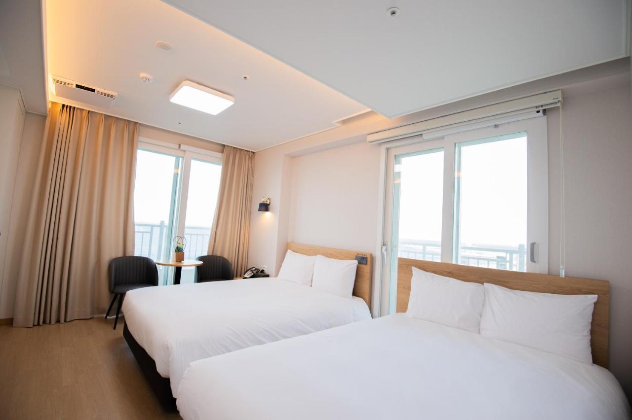 Hotel Gangneung Pineart Label Exterior foto