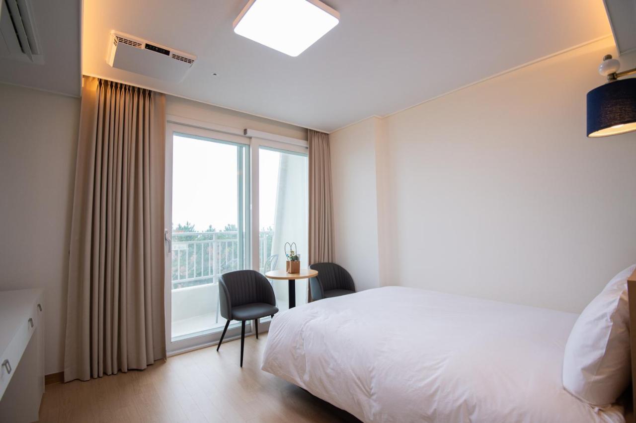 Hotel Gangneung Pineart Label Exterior foto